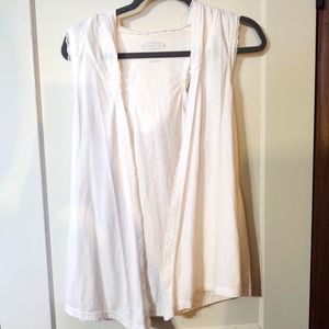 Maurices White Vest with Lace Size Large